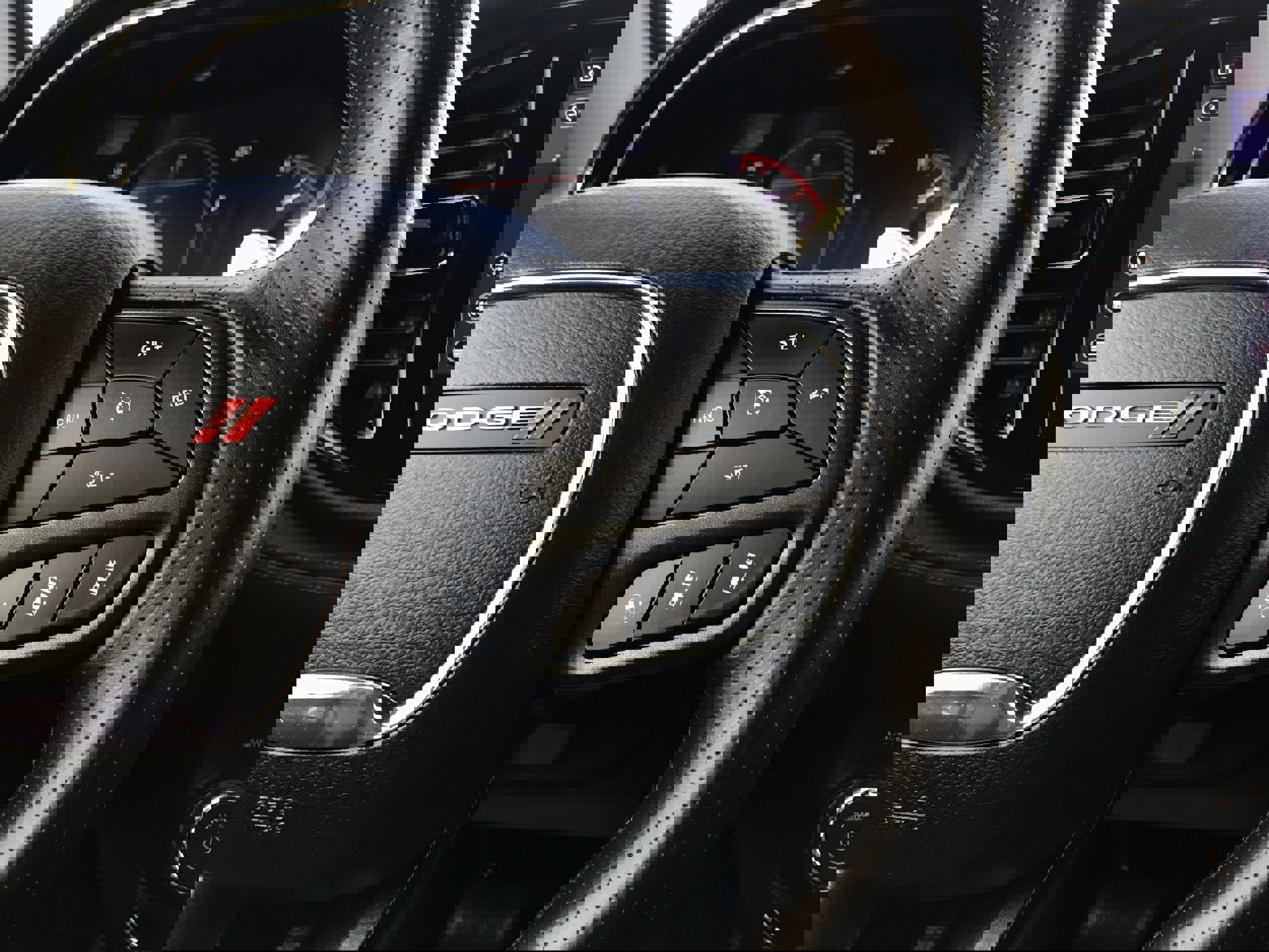 Used 2024 Dodge Durango GT image 36