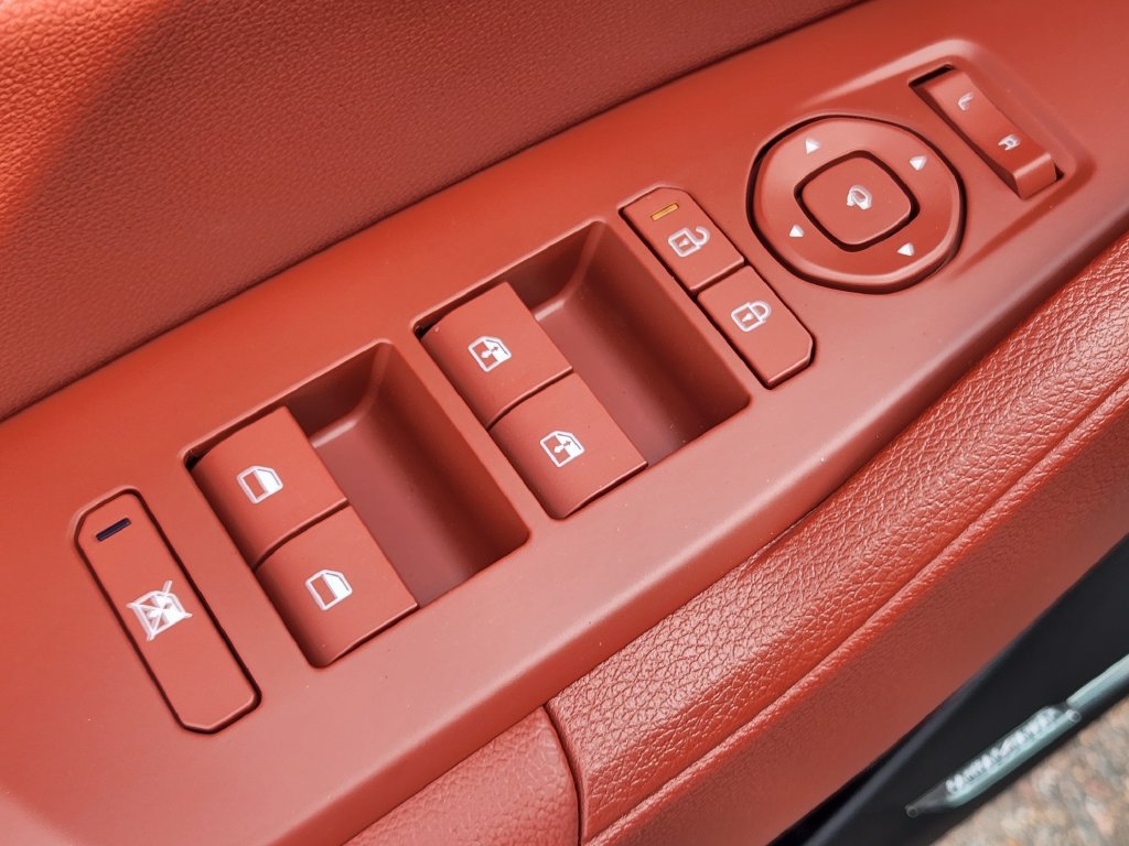 New 2027 Kia Sportage SX Prestige AWD/4WD image 9