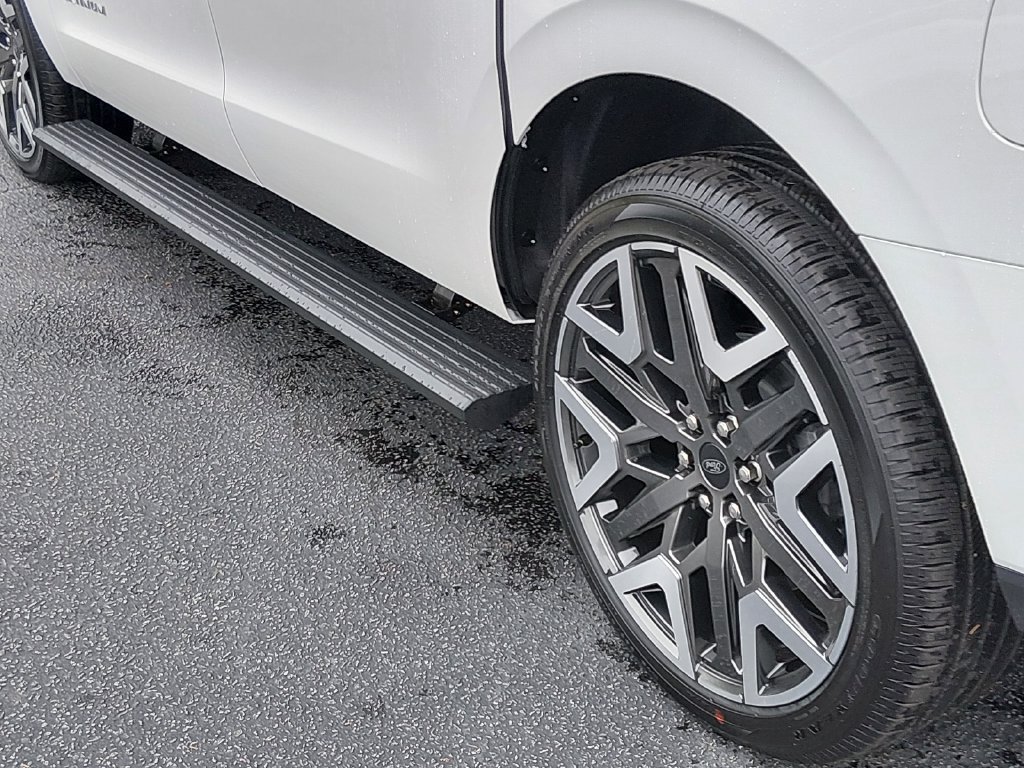 New 2027 Ford Expedition Max Platinum w/ Platinum Ultimate Package AWD/4WD image 18