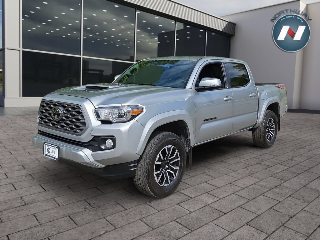 Used 2022 Toyota Tacoma TRD Sport AWD/4WD image 1
