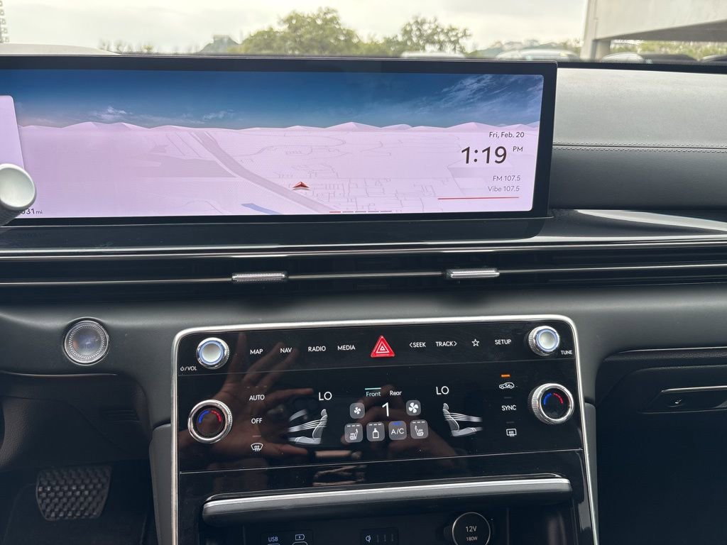 Used 2025 Genesis GV80 2.5T Standard image 19