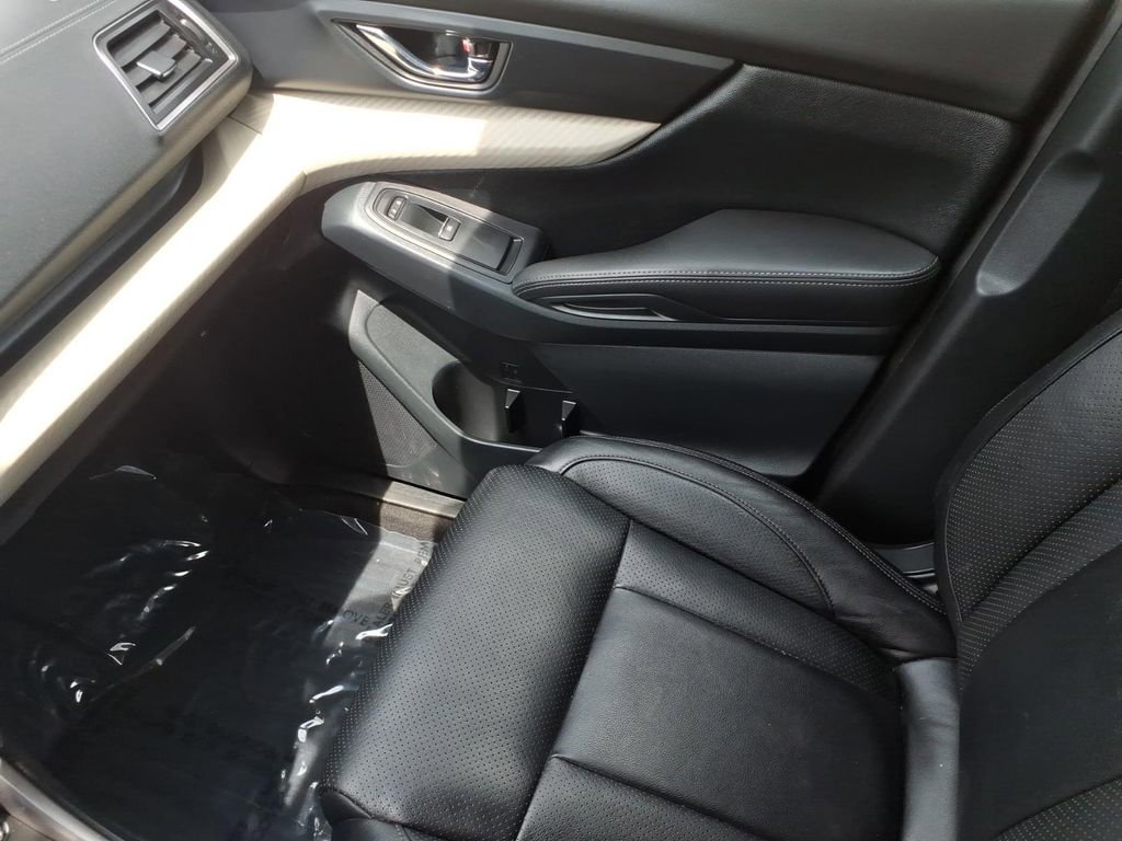 Used 2020 Subaru Ascent Premium w/ Sport Package AWD/4WD image 26