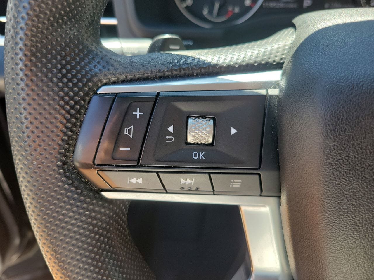 Used 2022 Mitsubishi Outlander ES FWD image 18