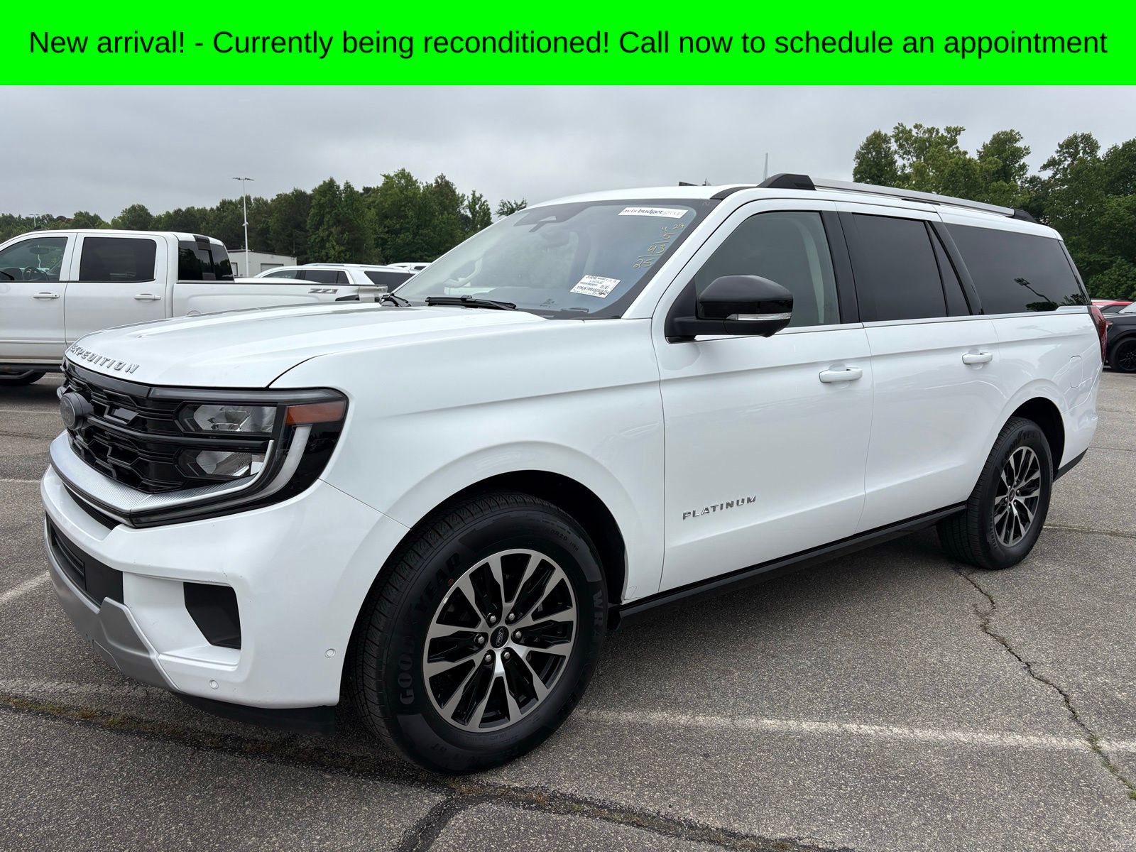 Used 2025 Ford Expedition Max Platinum AWD/4WD image 7