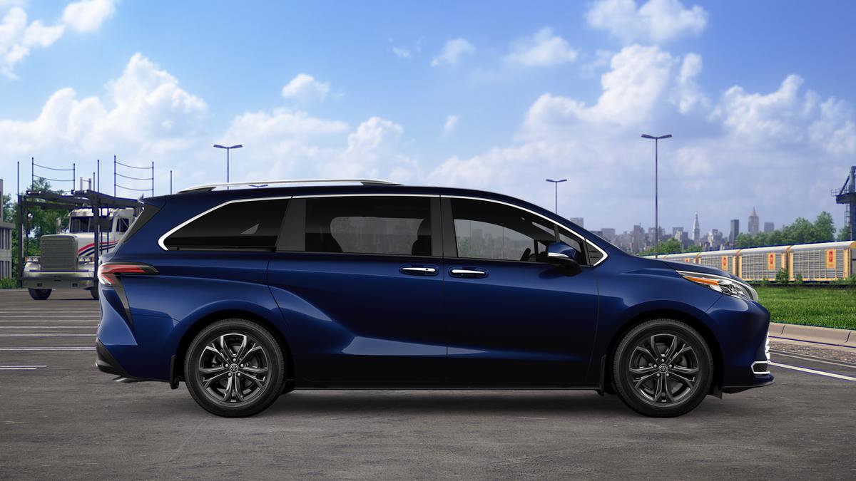 New 2026 Toyota Sienna Platinum AWD/4WD image 14