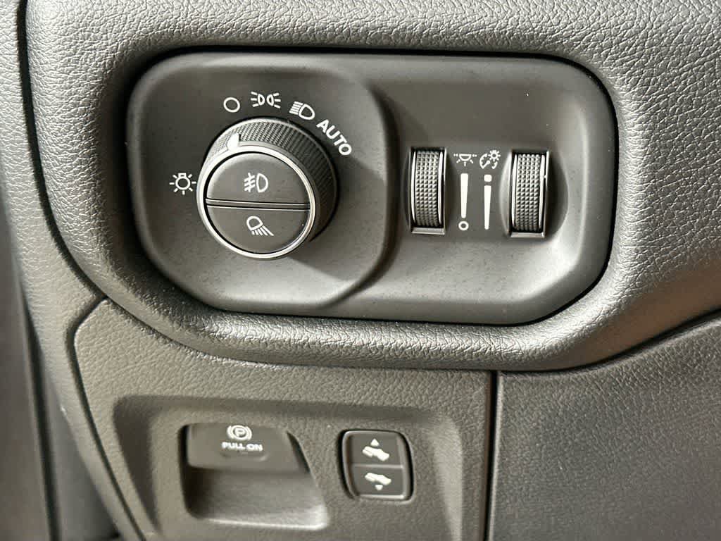 Used 2022 RAM 1500 Laramie AWD/4WD image 26