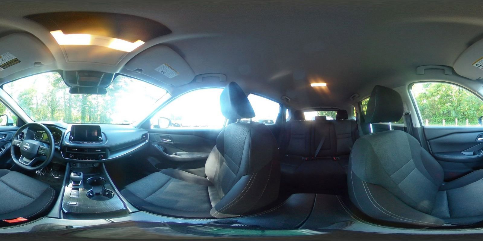 Used 2025 Nissan Rogue SV FWD image 44