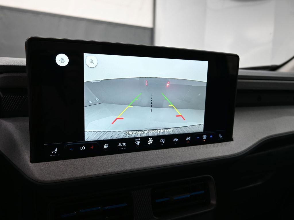 New 2025 Ford Maverick XLT w/ XLT Luxury Package image 32