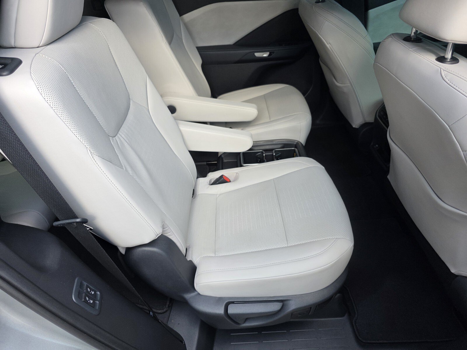 Used 2025 Lexus TX 350 AWD w/ Technology Package image 5