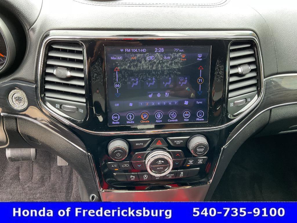 Used 2019 Jeep Grand Cherokee Overland AWD/4WD image 35
