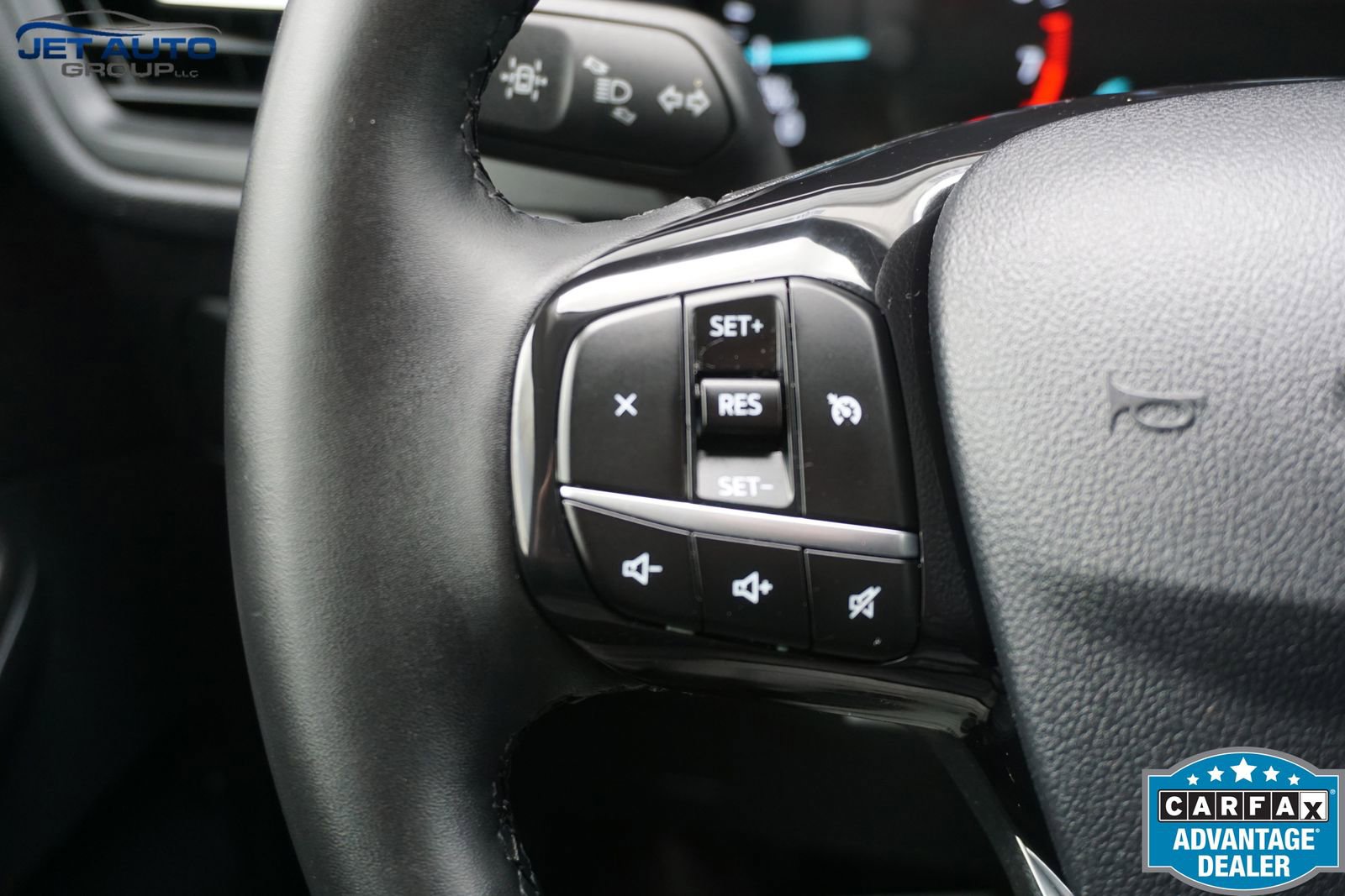 Used 2021 Ford Escape SE w/ SE Sport Appearance Package AWD/4WD image 38