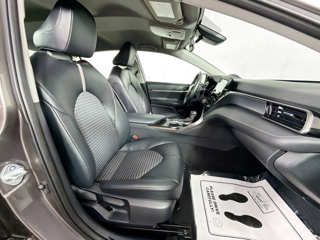 Used 2023 Toyota Camry SE image 27