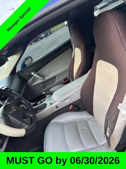 Used 2005 Chevrolet Corvette Coupe w/ Preferred Equipment Group RWD image 12