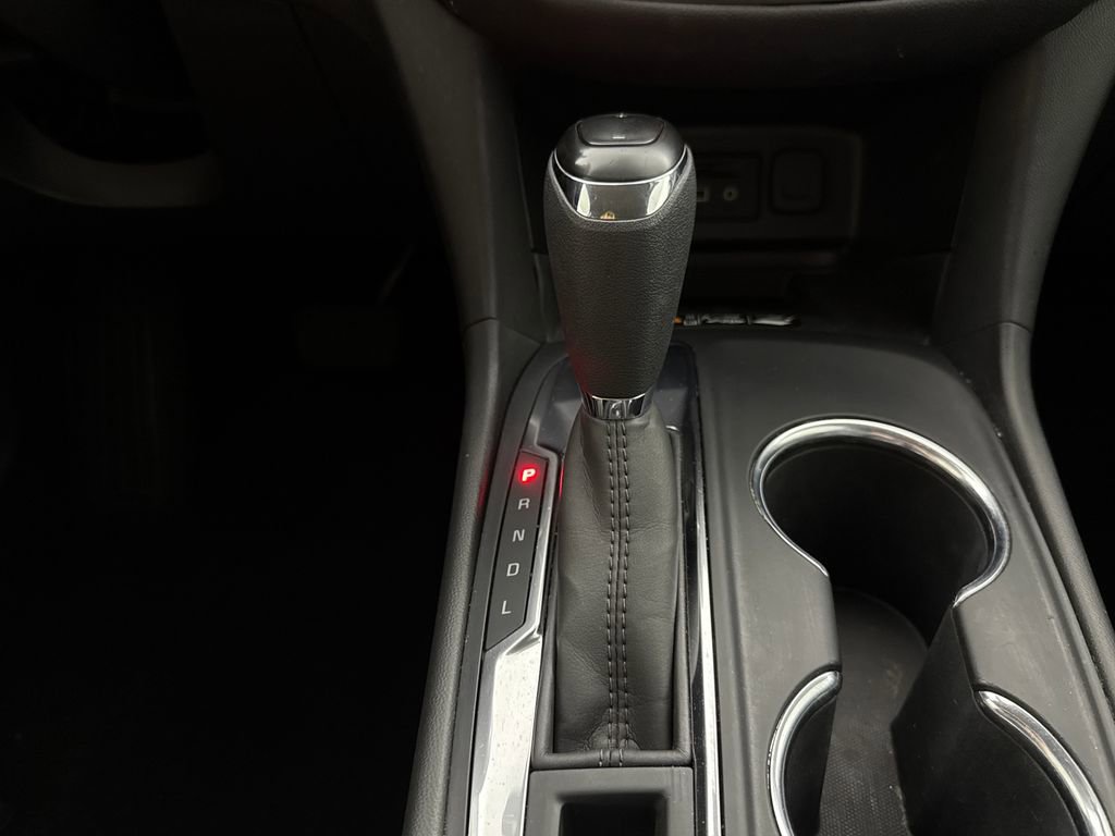 Used 2021 Chevrolet Equinox Premier FWD image 18