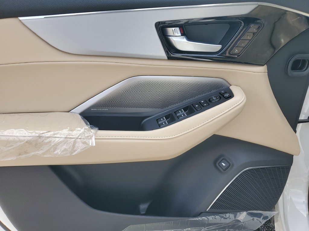 New 2026 Acura MDX w/ Technology Package FWD image 19