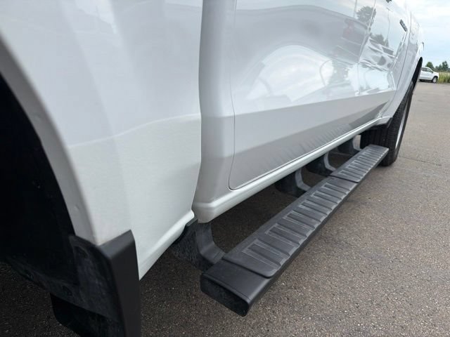Used 2024 Chevrolet Colorado W/T RWD image 5
