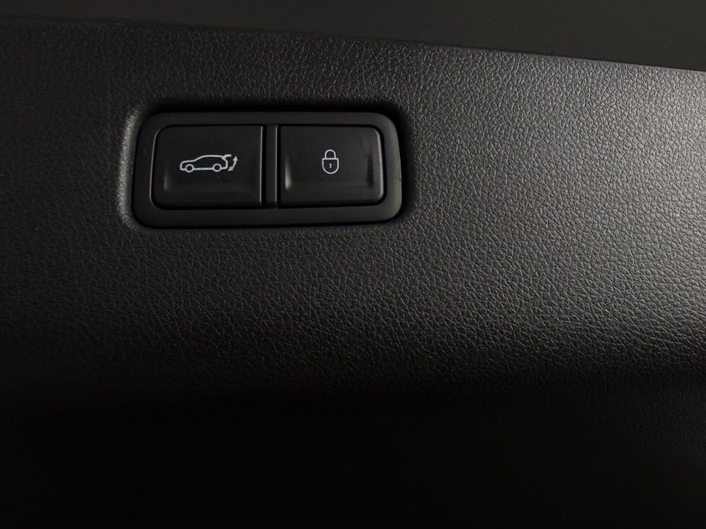 Used 2025 Genesis Electrified GV70 Advanced image 30