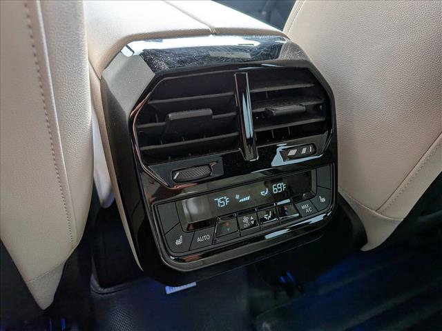 Used 2024 BMW iX xDrive50 w/ Sport Package image 18