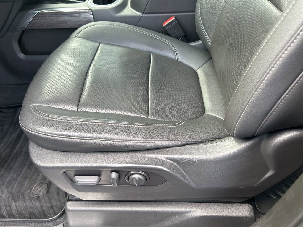 Used 2022 Chevrolet Silverado 1500 LTZ w/ LTZ Convenience Package II image 23