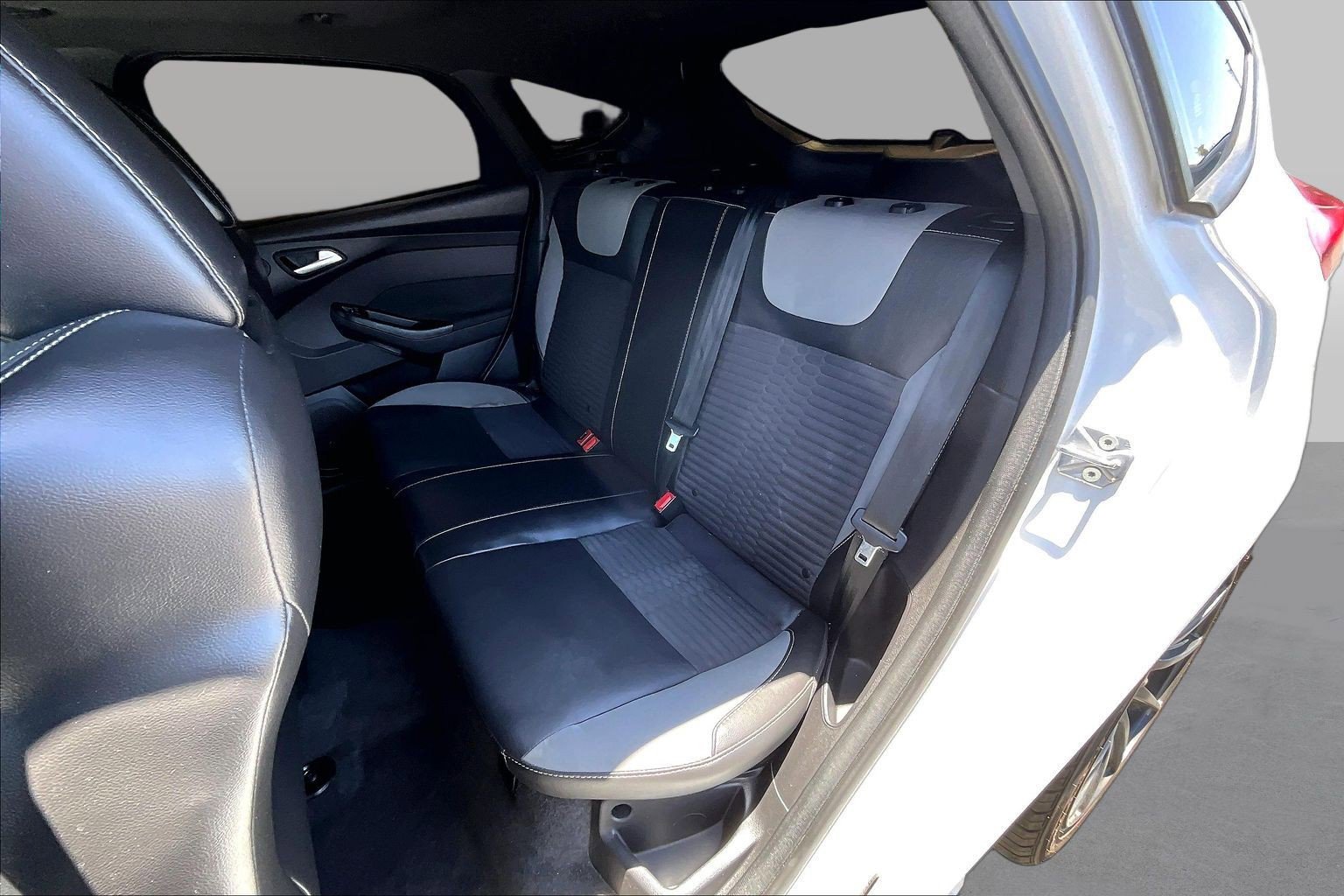 Used 2013 Ford Focus ST FWD image 24