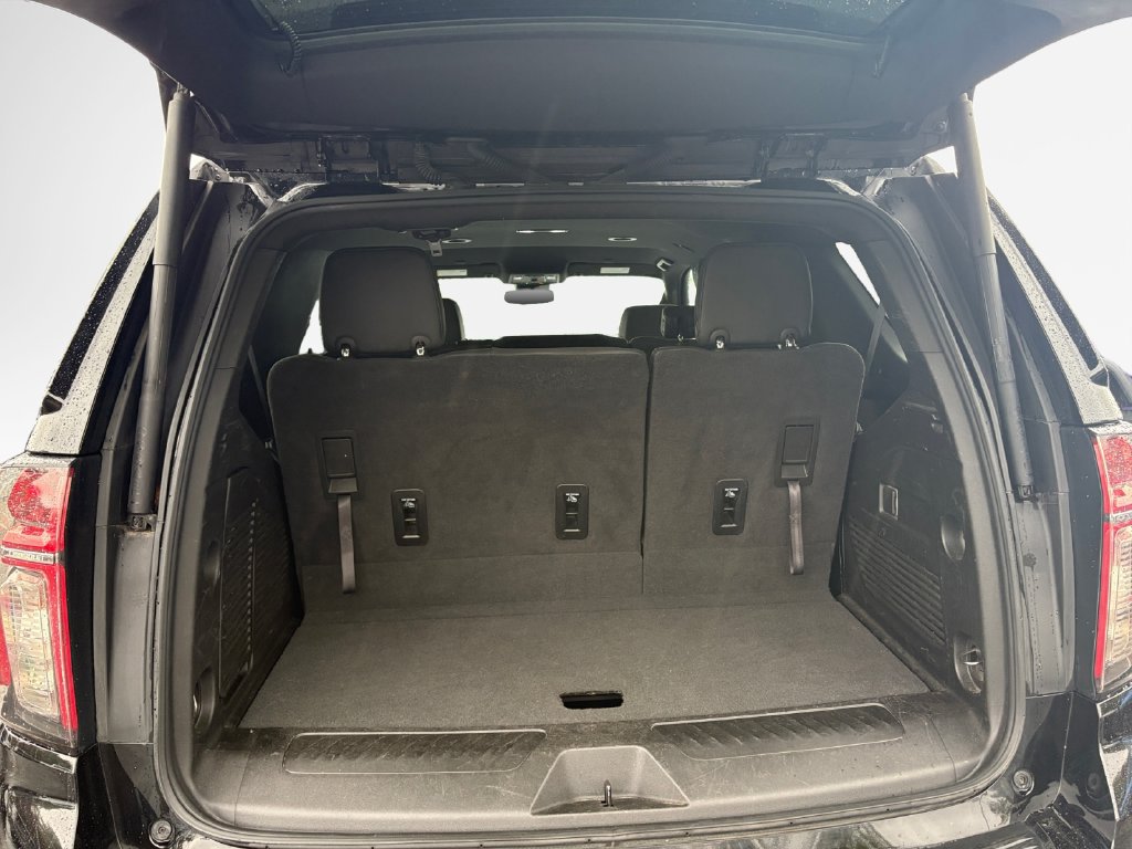 Used 2024 Chevrolet Tahoe LT AWD/4WD image 23