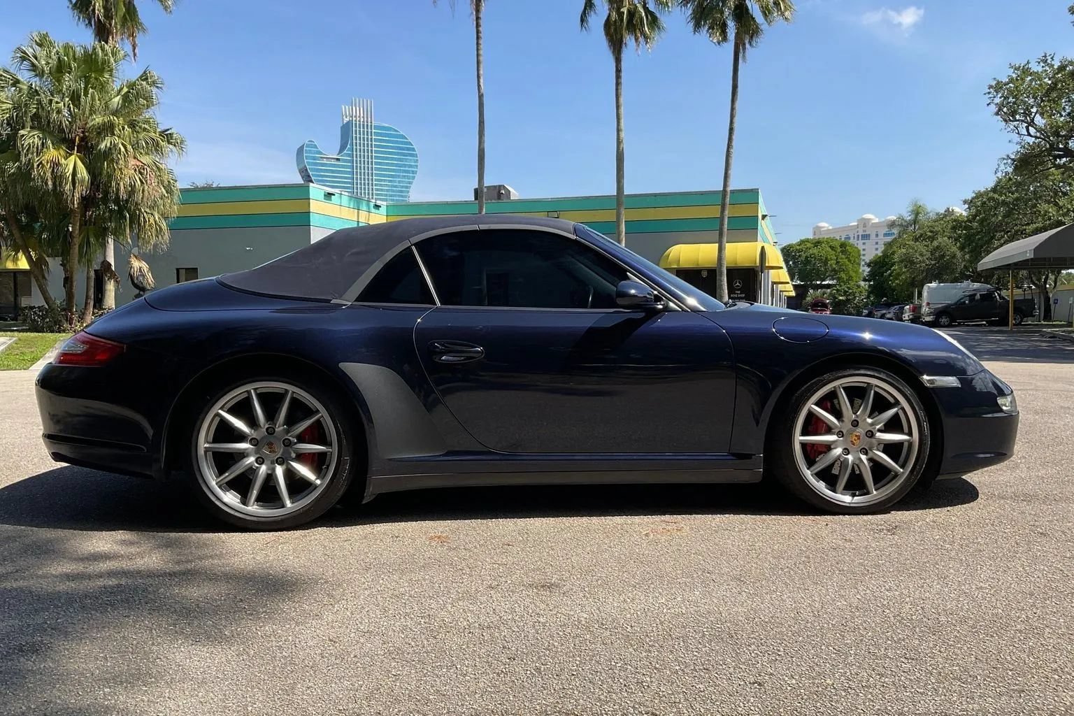 Used 2006 Porsche 911 Carrera 4S AWD/4WD image 48