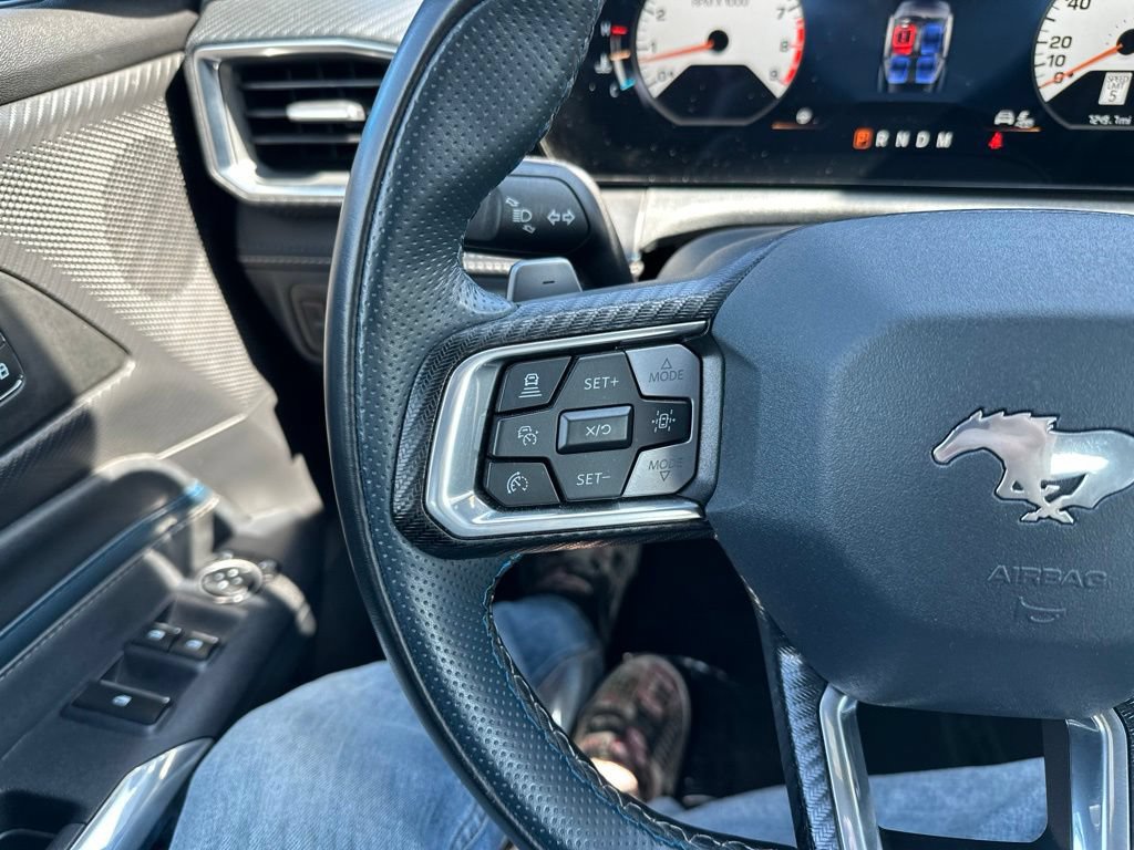 Used 2025 Ford Mustang GT Premium RWD image 23