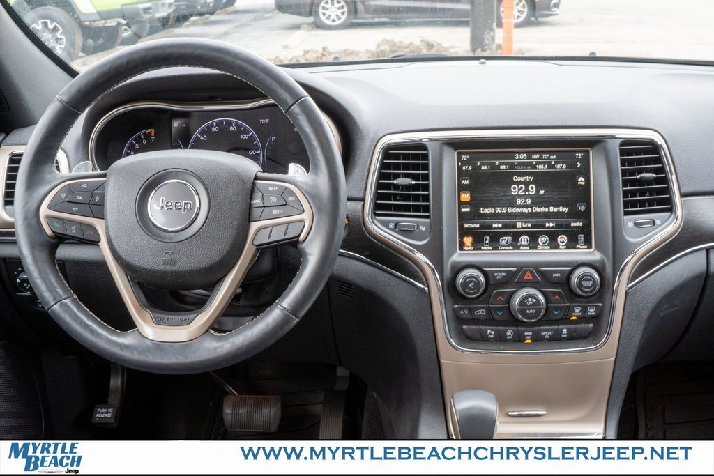 Used 2017 Jeep Grand Cherokee Limited image 14