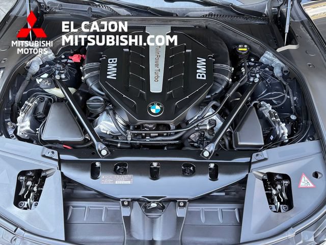 Used 2015 BMW 750Li w/ M Sport Edition RWD image 23