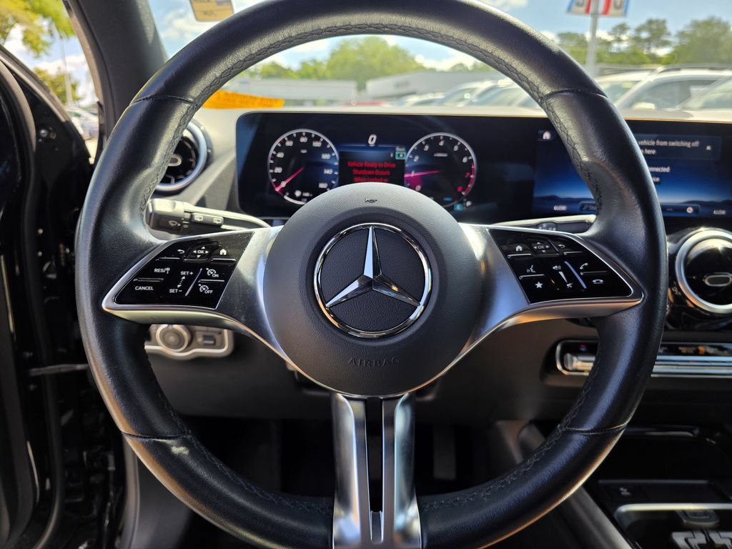 Used 2025 Mercedes-Benz GLA 250 image 24