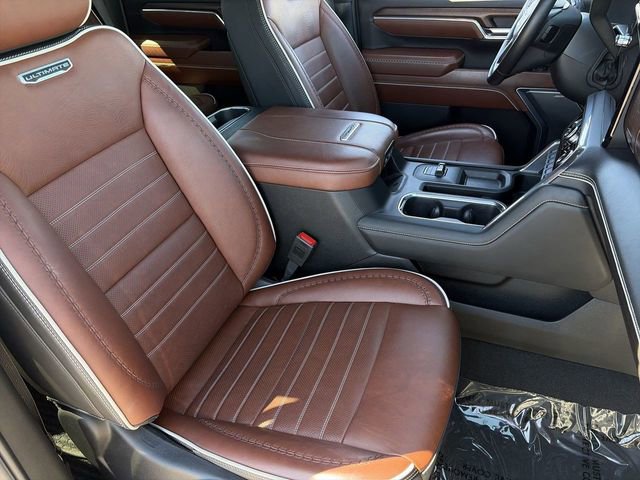 Used 2024 GMC Sierra 3500 Denali Ultimate image 11