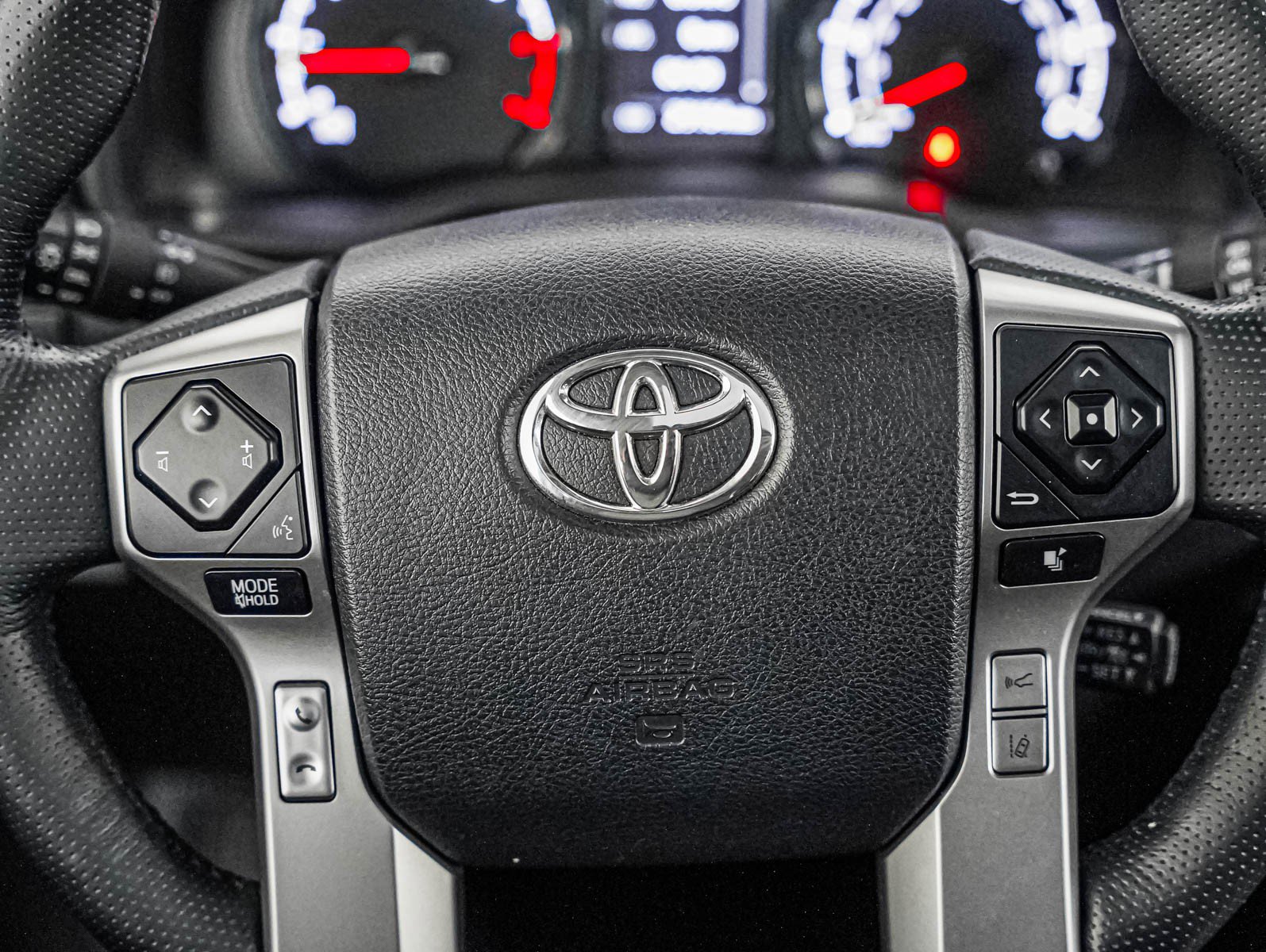 Used 2023 Toyota 4Runner SR5 Premium w/ Moonroof Package RWD image 15