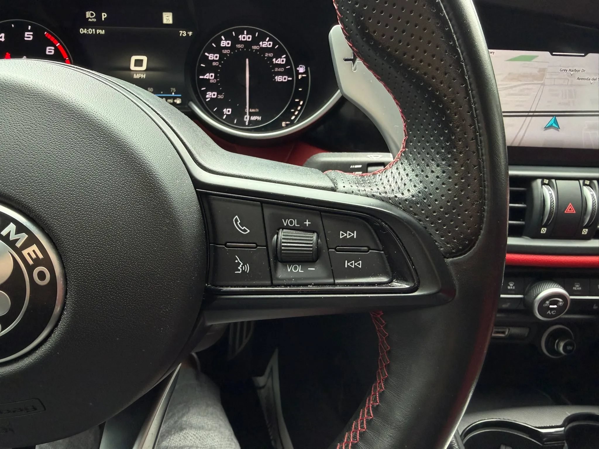 Used 2020 Alfa Romeo Giulia Ti Sport RWD image 23