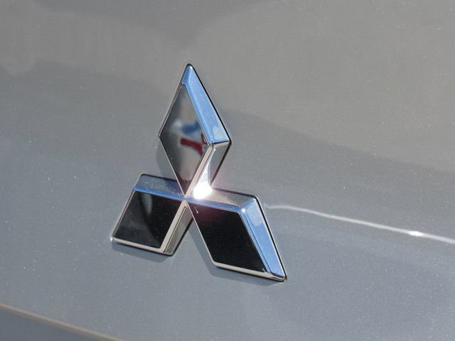 New 2026 Mitsubishi Outlander SE FWD image 14