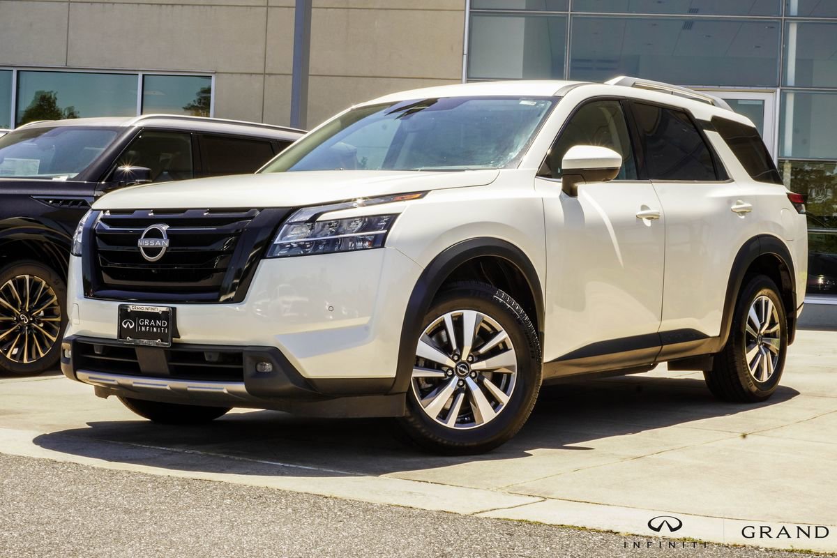 Used 2023 Nissan Pathfinder SL w/ Lighting Package (N92)