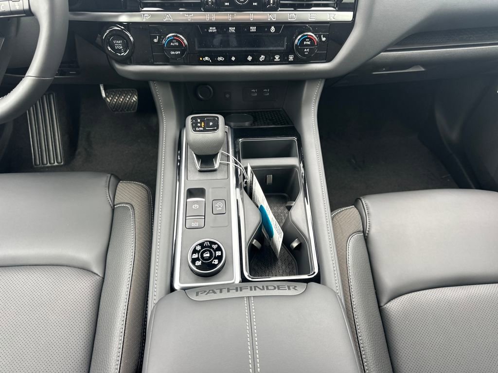 New 2026 Nissan Pathfinder SL image 29
