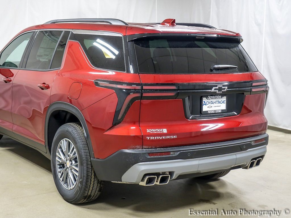 New 2026 Chevrolet Traverse LT w/ Driver Confidence Package image 7