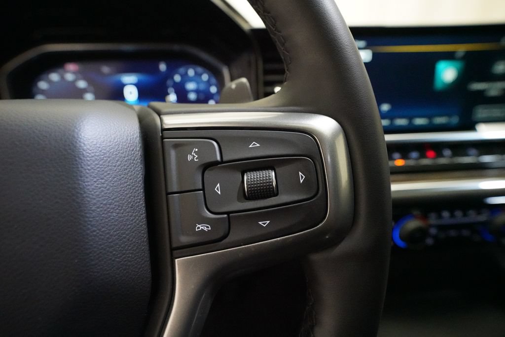 Used 2024 Chevrolet Silverado 1500 LT Trail Boss w/ Convenience Package II AWD/4WD image 18