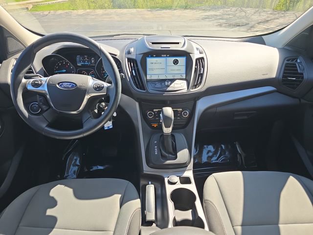 Used 2016 Ford Escape SE w/ Equipment Group 201A FWD image 10