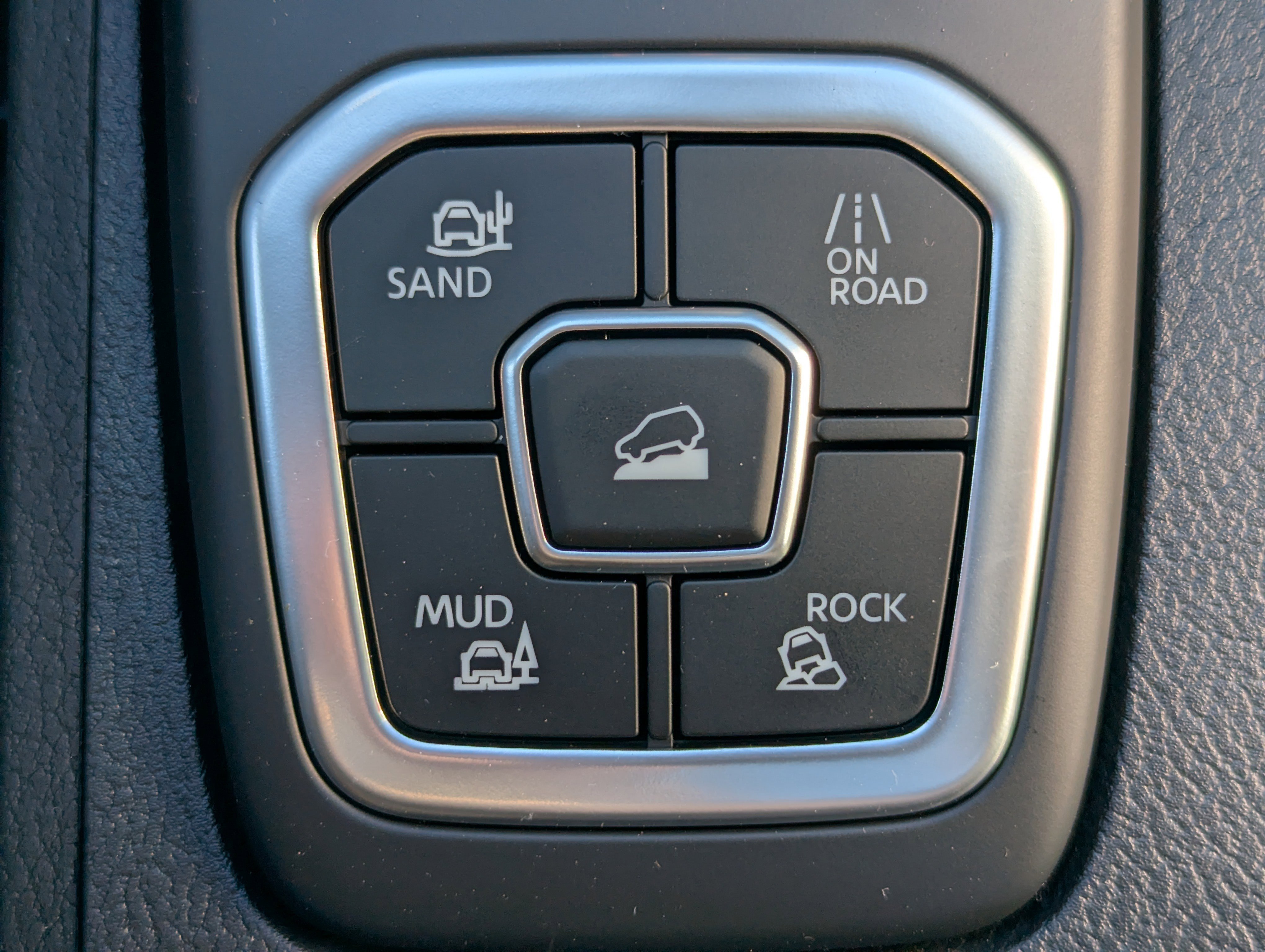 New 2026 Nissan Frontier PRO-4X w/ Pro Premium Package image 22