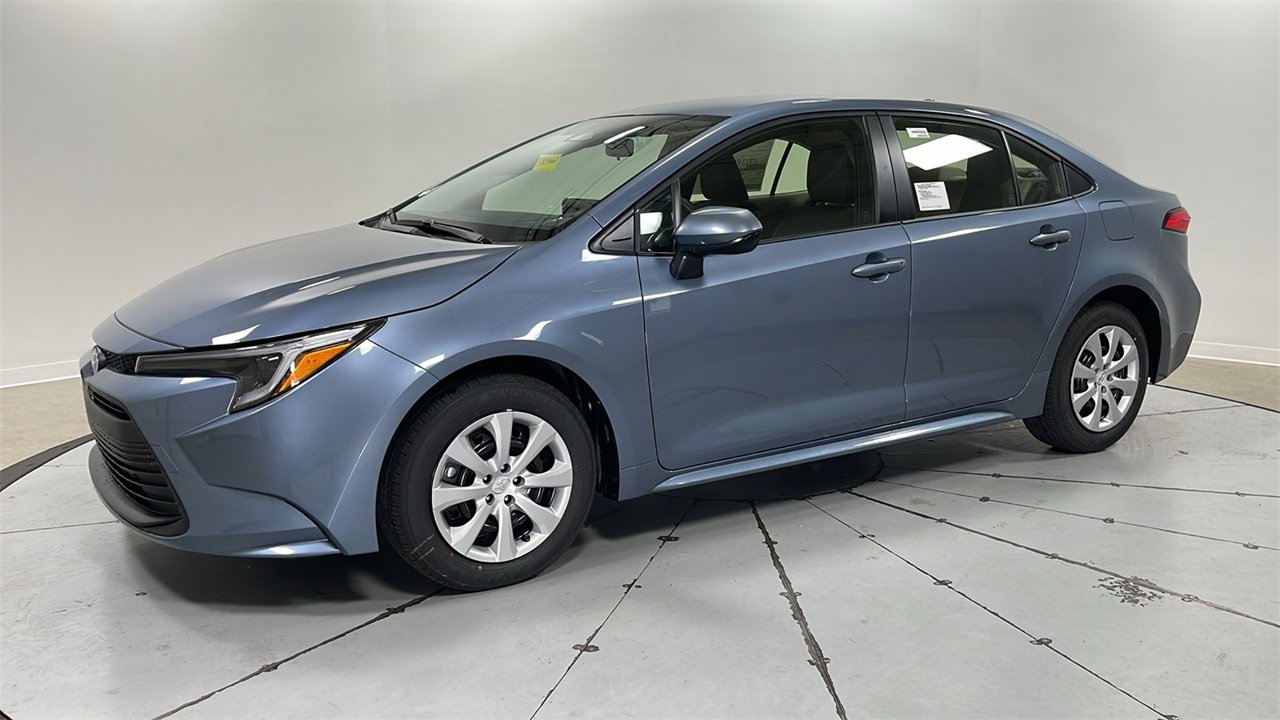 New 2025 Toyota Corolla LE image 1