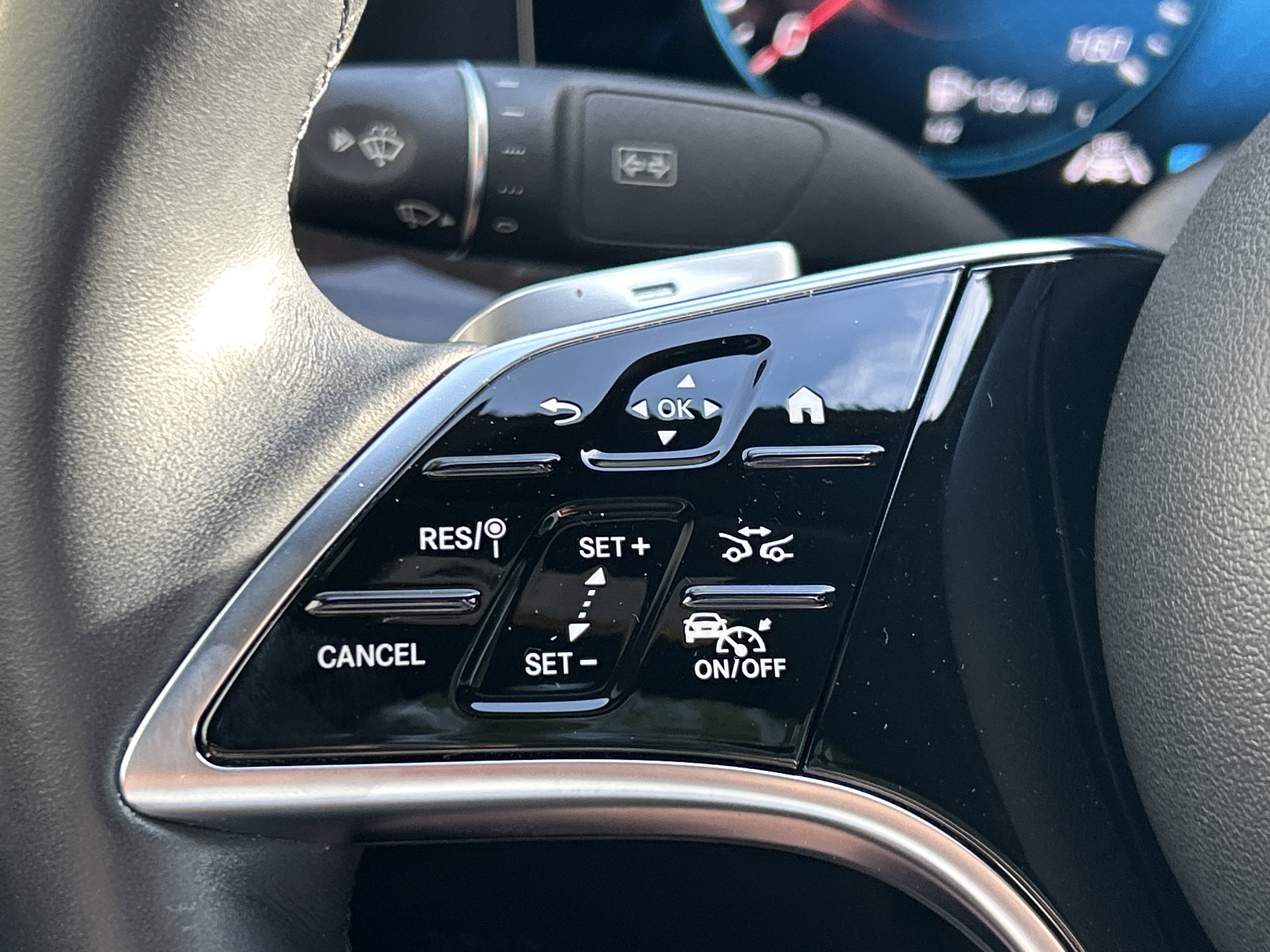 Certified 2023 Mercedes-Benz E 450 4MATIC Sedan image 27