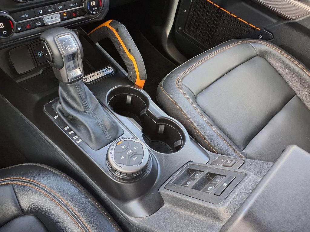 Used 2023 Ford Bronco Badlands w/ Sasquatch Package image 29