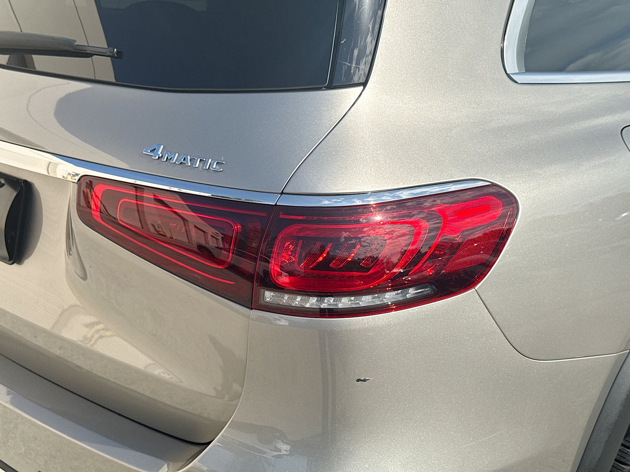Used 2021 Mercedes-Benz GLS 450 4MATIC image 25