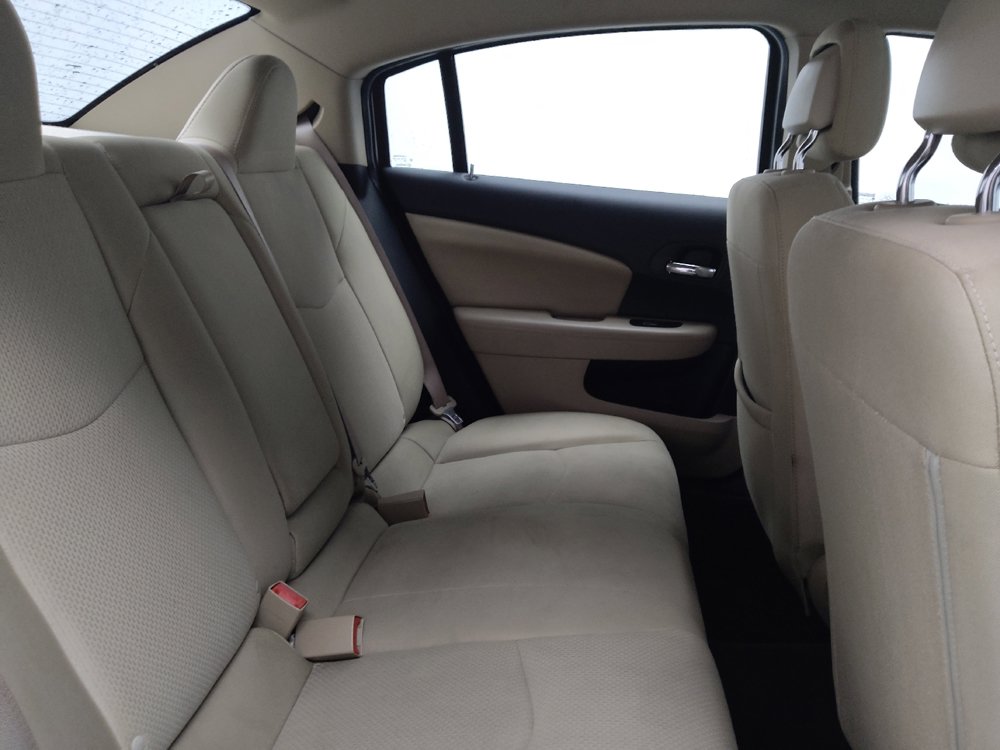 Used 2014 Chrysler 200 Touring FWD image 19