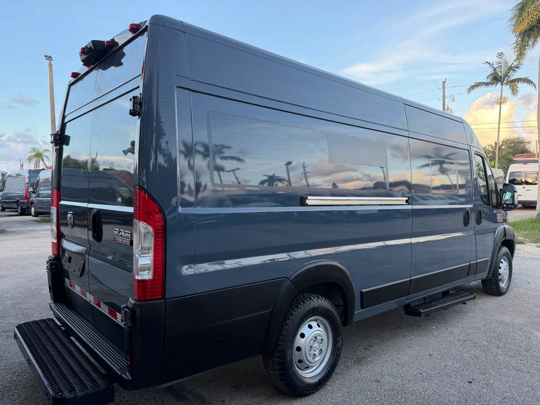 Used 2020 RAM ProMaster 3500 FWD image 6