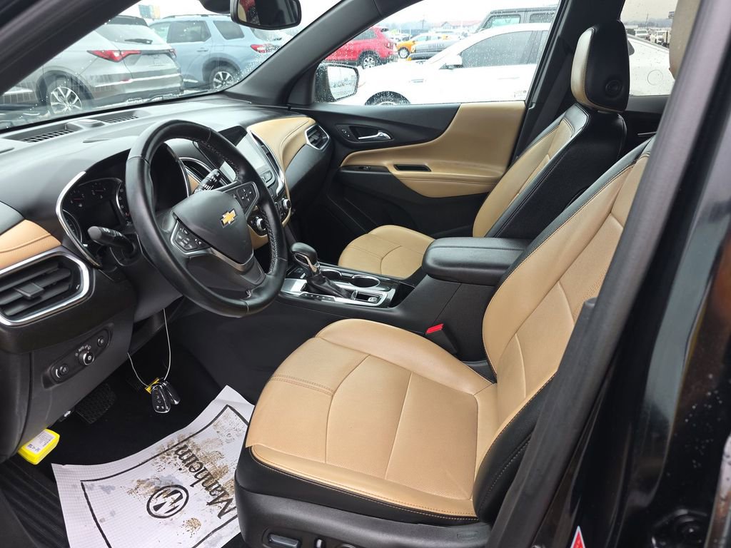 Used 2023 Chevrolet Equinox Premier image 9