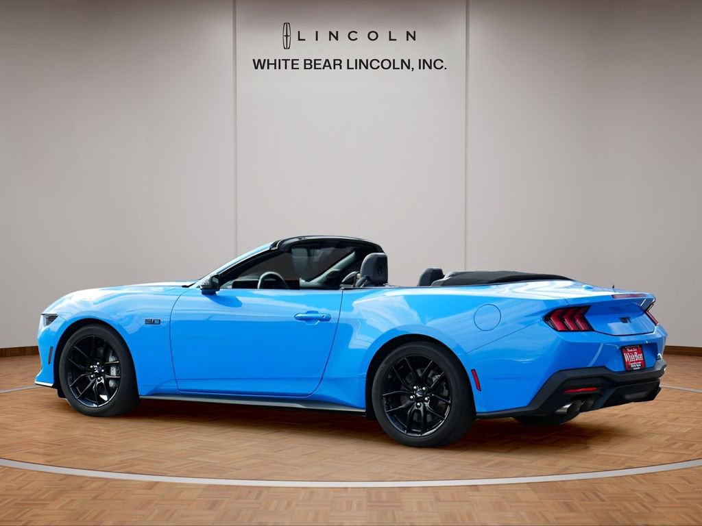 Used 2025 Ford Mustang GT Premium RWD image 7