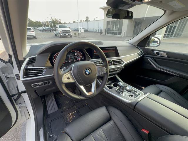 Used 2022 BMW X7 xDrive40i w/ Executive Package AWD/4WD image 14