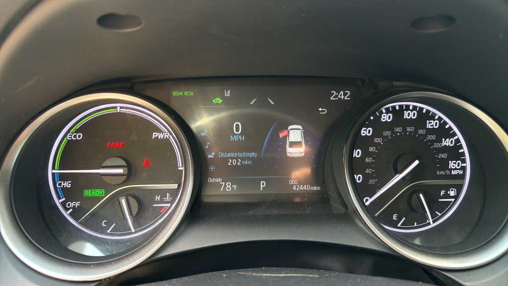 Used 2022 Toyota Camry XSE w/ Navigation Upgrade Package FWD image 18